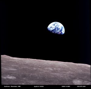 Earthrise. The earth rising over the moon as seen by Edgar Mitchell